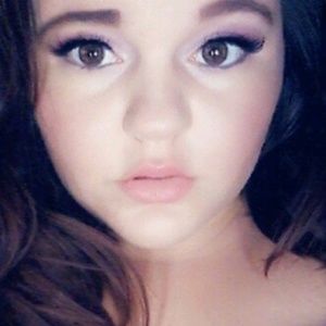 Meet your Posher, Myra